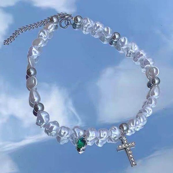 chokers white irregular simulated pearl necklace jewelry rhinestone cross crystal pendant classic for women choker, Golden;silver
chokers white irregular simulated pearl necklace jewelry rhinestone cross crystal pendant classic for women choker, Golden;silver