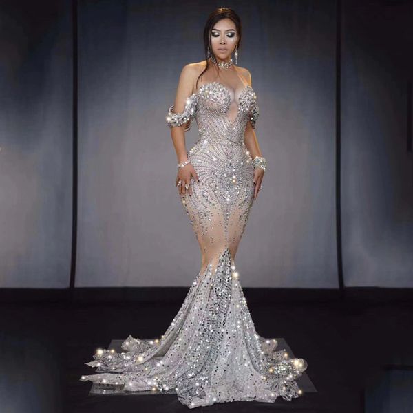 flashing silver sequins rhinestones white fringes dress womens birthday prom performance outfit bar evening singer wear vdb1133, Black;red
flashing silver sequins rhinestones white fringes dress womens birthday prom performance outfit bar evening singer wear vdb1133, Black;red