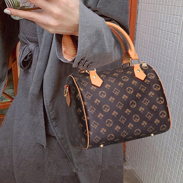 boston shoulder bags for women 2021 new mahjong luxury crossbody shopper fashion and vintage pu leather ladies female handbags
boston shoulder bags for women 2021 new mahjong luxury crossbody shopper fashion and vintage pu leather ladies female handbags