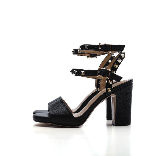 2019 new fashion luxury shoes woman designer high heel sandals luxury designer sandals leather material original box heel height 8cm 35-41, Black
2019 new fashion luxury shoes woman designer high heel sandals luxury designer sandals leather material original box heel height 8cm 35-41, Black