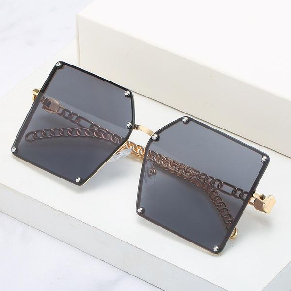 sunglasses retro brand design ladies cat eye ins style chain leg frame luxury women uv400, White;black
sunglasses retro brand design ladies cat eye ins style chain leg frame luxury women uv400, White;black