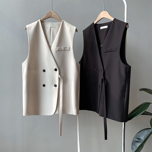 2021 new office lady fashion suit women casual loose v neck sleeveless jacket double breasted autumn vintage solid color vest coats bik7, Black;white
2021 new office lady fashion suit women casual loose v neck sleeveless jacket double breasted autumn vintage solid color vest coats bik7, Black;white