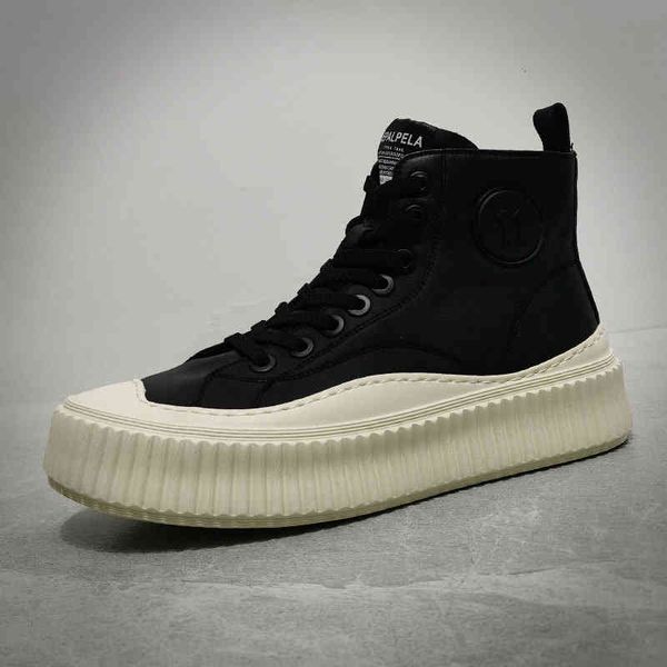dress shoes high grade black men's shoes, thick soled martin casual high fashion, autumn and winter 7k9s