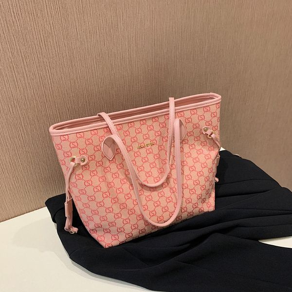 luxury design this year, new handbags and winter are popular. large capacity single shoulder letter tote women's purses
luxury design this year, new handbags and winter are popular. large capacity single shoulder letter tote women's purses