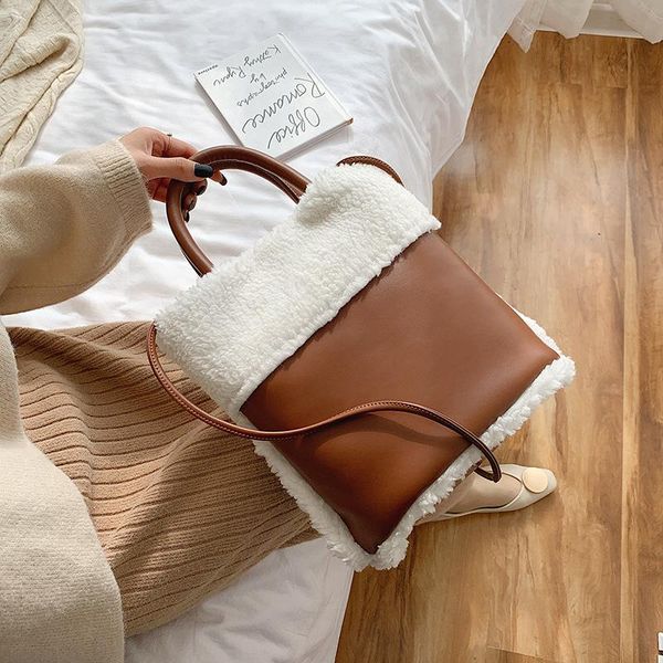 evening bags 2021 autumn and winter fashion maomao large capacity korean version texture single shoulder messenger portable bucket bag
evening bags 2021 autumn and winter fashion maomao large capacity korean version texture single shoulder messenger portable bucket bag