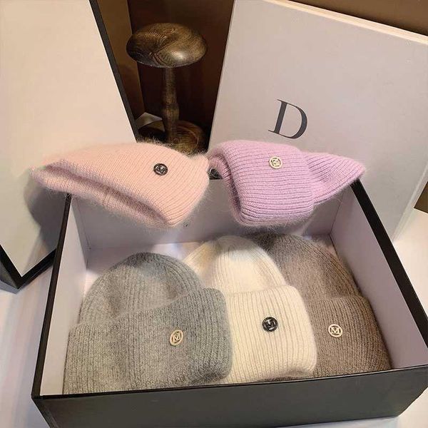 beanies women's hats winter thick warm knitted solid color letter m soft hair skullies
beanies women's hats winter thick warm knitted solid color letter m soft hair skullies