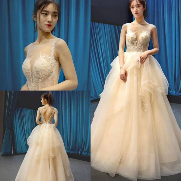 party dresses 2021 champagne evening jewel sleeveless lace appliques prom gowns dubai arabic backless a line dress, White;black
party dresses 2021 champagne evening jewel sleeveless lace appliques prom gowns dubai arabic backless a line dress, White;black