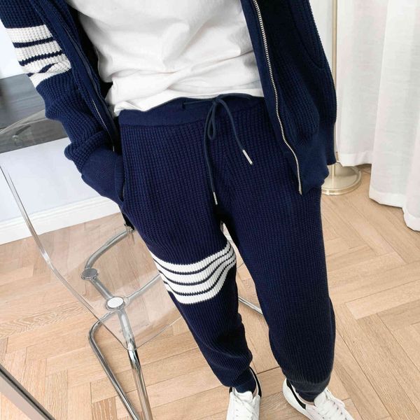 trendy brand 2021 autumn new tb waffle four bar casual guard men's and women's same couple sports pants, Black;white
trendy brand 2021 autumn new tb waffle four bar casual guard men's and women's same couple sports pants, Black;white