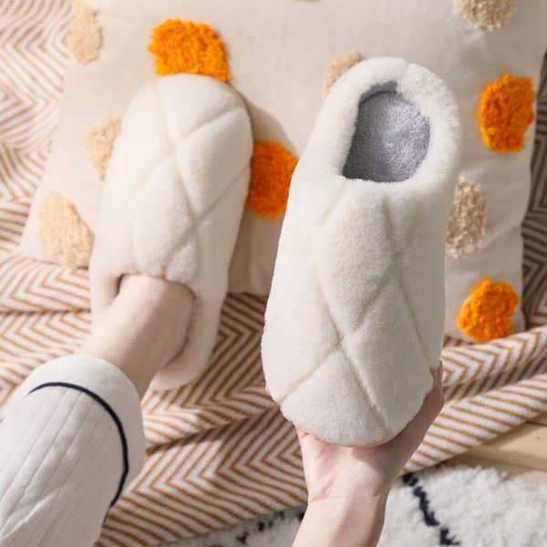 2021 spring simple and versatile multi-color home interior soft bottom ladies plush slippers 870, Black
2021 spring simple and versatile multi-color home interior soft bottom ladies plush slippers 870, Black