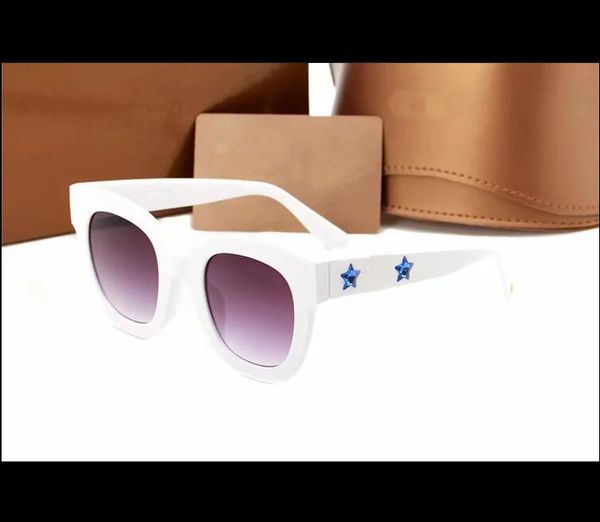 europe and the united states classic fashion trend sunglasses men and women outdoor travel 0208 sunglasses anti ultraviolet sunglasses, White;black
europe and the united states classic fashion trend sunglasses men and women outdoor travel 0208 sunglasses anti ultraviolet sunglasses, White;black