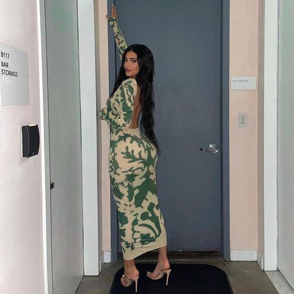 casual dresses long sheath printing sleeve backless camouflage dress summer women fashion streetwear outfits solid club clothing, Black;gray
casual dresses long sheath printing sleeve backless camouflage dress summer women fashion streetwear outfits solid club clothing, Black;gray