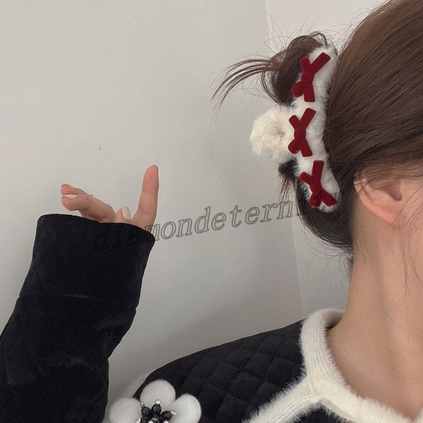 korean plush hair clip faux fur claws barrettes crab clamps autumn winter hairpin bowknot barrette fashion women hair accessories, Golden;silver 
korean plush hair clip faux fur claws barrettes crab clamps autumn winter hairpin bowknot barrette fashion women hair accessories, Golden;silver