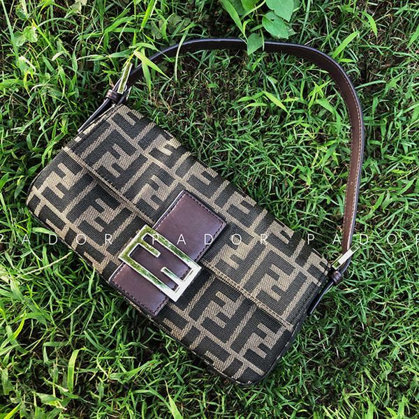 2021 new old flower small french stick printed ff canvas shoulder fashionable versatile portable messenger bag handbag zly
2021 new old flower small french stick printed ff canvas shoulder fashionable versatile portable messenger bag handbag zly