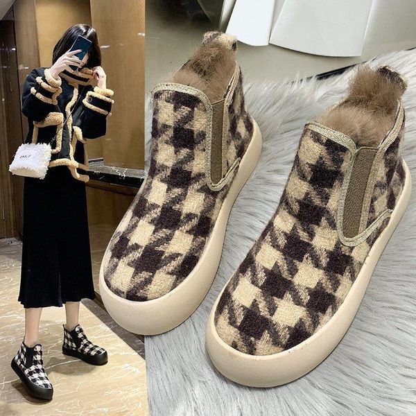 boots 2021 warm and velvet thickening fashion non-slip middle tube woman low-cut cotton shoes winter plaid snow women, Black
boots 2021 warm and velvet thickening fashion non-slip middle tube woman low-cut cotton shoes winter plaid snow women, Black