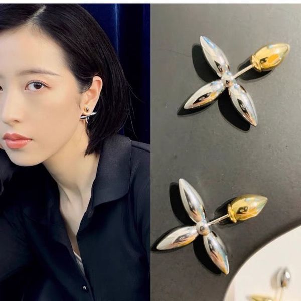2021 new l couple classic two-color gold-plated earrings star with the same niche design net red ins earrings luxurys designers jewelry, Golden;silver
2021 new l couple classic two-color gold-plated earrings star with the same niche design net red ins earrings luxurys designers jewelry, Golden;silver