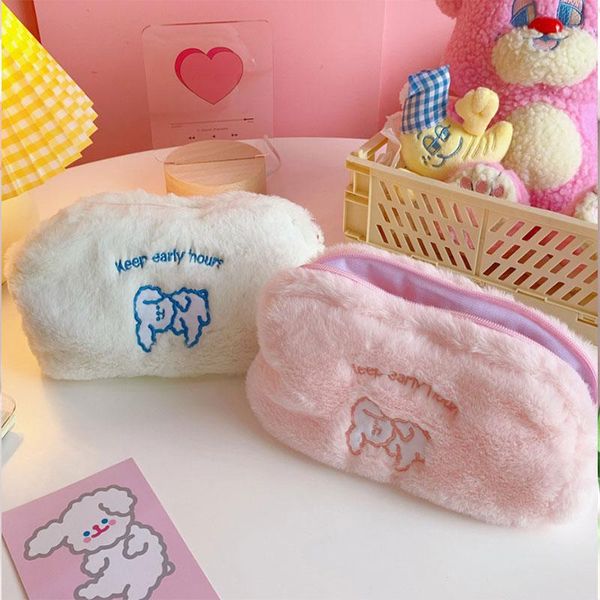 cosmetic bags & cases handbag pencil-bag plush storage-bag cosmetics school-stationery large-capacity simple-style
cosmetic bags & cases handbag pencil-bag plush storage-bag cosmetics school-stationery large-capacity simple-style