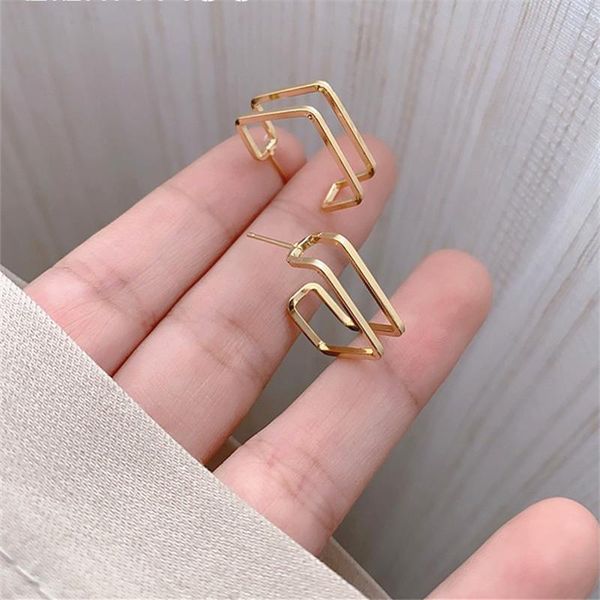 stud kshmir gold earrings square metal style fashionable hollow out feminine temperament earring 2021, Golden;silver
stud kshmir gold earrings square metal style fashionable hollow out feminine temperament earring 2021, Golden;silver