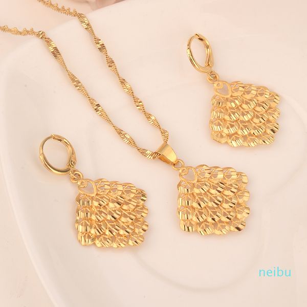 gold dubai bridal jewelry sets dress earring pendant necklace jewelry sets for women girls wedding christmas kids gift, Silver
gold dubai bridal jewelry sets dress earring pendant necklace jewelry sets for women girls wedding christmas kids gift, Silver