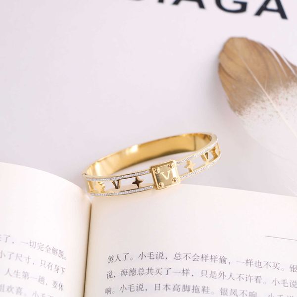 charm bracelets infinity bracelets noosa jewelry dragon charm elephant charms 2015, Golden;silver
charm bracelets infinity bracelets noosa jewelry dragon charm elephant charms 2015, Golden;silver