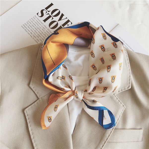 silk gift hangzhou autumn and winter color contrast mulberry 53cm horse head scarf small square, Blue;gray
silk gift hangzhou autumn and winter color contrast mulberry 53cm horse head scarf small square, Blue;gray