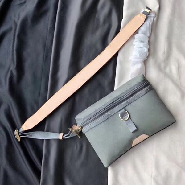 classic 2021 coated canvas messenger bag men crossbody chest bags ladies outdoor shoulder bag womens totes 29.5x20x10.5cm
classic 2021 coated canvas messenger bag men crossbody chest bags ladies outdoor shoulder bag womens totes 29.5x20x10.5cm