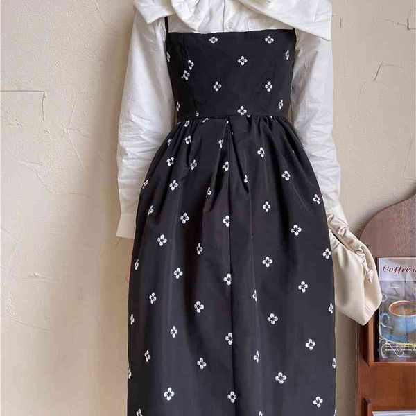 casual dresses embroidered floral black long spaghetti strap women a line ladies midi cami korean fashion clothing t6v4, Black;gray
casual dresses embroidered floral black long spaghetti strap women a line ladies midi cami korean fashion clothing t6v4, Black;gray