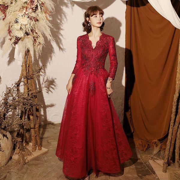 ethnic clothing embroidery floral beaded lady cheongsam v-neck burgundy qipao vintage 3/4 quarter sleeve dress retro bride wedding dres, Red
ethnic clothing embroidery floral beaded lady cheongsam v-neck burgundy qipao vintage 3/4 quarter sleeve dress retro bride wedding dres, Red