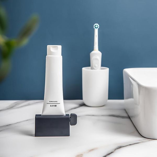 toothbrush holders bigsize luxury plastic toothpaste squeezer tube easy suqeeze dispenser rolling holder supply tooth cleaning bathroom acce
toothbrush holders bigsize luxury plastic toothpaste squeezer tube easy suqeeze dispenser rolling holder supply tooth cleaning bathroom acce