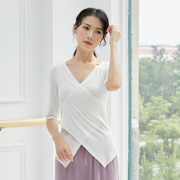 yoga outfit autumn women shirt long-sleeved folds v-neck slim female vest sports running pilates dancing fitness cross collar outdoor
yoga outfit autumn women shirt long-sleeved folds v-neck slim female vest sports running pilates dancing fitness cross collar outdoor