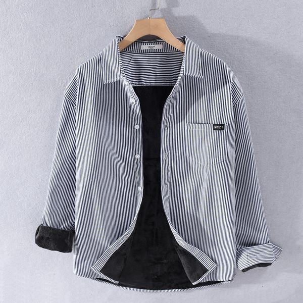 2021 new autumn and winter plus veet warm stripe fashion cotton striped shirts for men casual comfortable shirt mens camisa eos1, White
2021 new autumn and winter plus veet warm stripe fashion cotton striped shirts for men casual comfortable shirt mens camisa eos1, White