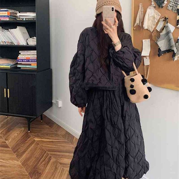 pre niche design feeling wrinkled rhomboid loose and light down jacket women's blouse + bud skirt, Black
pre niche design feeling wrinkled rhomboid loose and light down jacket women's blouse + bud skirt, Black