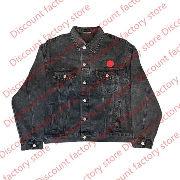 famous mens jacket fashion coat men women denim coat letter embroidery hip hop stylish jacket mens clothing, Black;brown
famous mens jacket fashion coat men women denim coat letter embroidery hip hop stylish jacket mens clothing, Black;brown