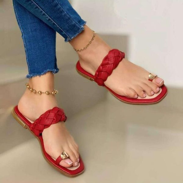 slippers spring/summer 2021 woven flip flops cross strap flat non-slip beach sandals home ms candy color, Black
slippers spring/summer 2021 woven flip flops cross strap flat non-slip beach sandals home ms candy color, Black