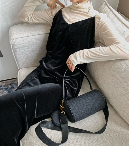 handbag two pillow women's new messenger one shoulder portable versatile fashion medieval bag
handbag two pillow women's new messenger one shoulder portable versatile fashion medieval bag