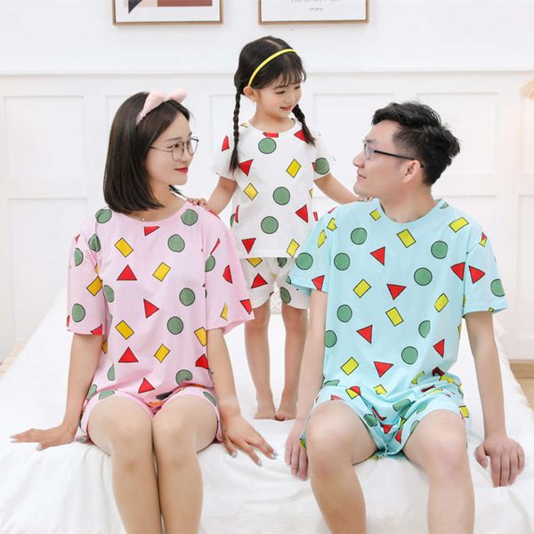crayon xiaoxin pajamas children's summer boys' and girls' short sleeve shorts suit, White
crayon xiaoxin pajamas children's summer boys' and girls' short sleeve shorts suit, White