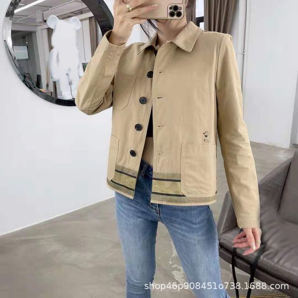 jacket d home 21 early autumn alphabet printing simple lapel shirt short windbreaker bee embroidery women, Black;brown
jacket d home 21 early autumn alphabet printing simple lapel shirt short windbreaker bee embroidery women, Black;brown