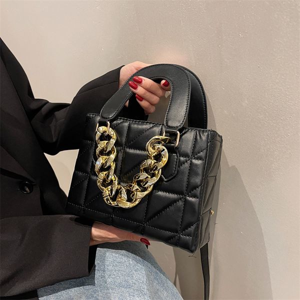 bag korean fashion princess dai bag lingge chain handbag 2022 new foreign style one shoulder messenger
bag korean fashion princess dai bag lingge chain handbag 2022 new foreign style one shoulder messenger