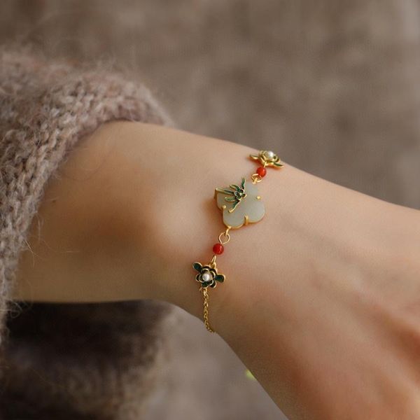 bangle chinese style enamel color elegant female charm pearl an white jade stone bracelets hands chain vintage jewelry, Black
bangle chinese style enamel color elegant female charm pearl an white jade stone bracelets hands chain vintage jewelry, Black