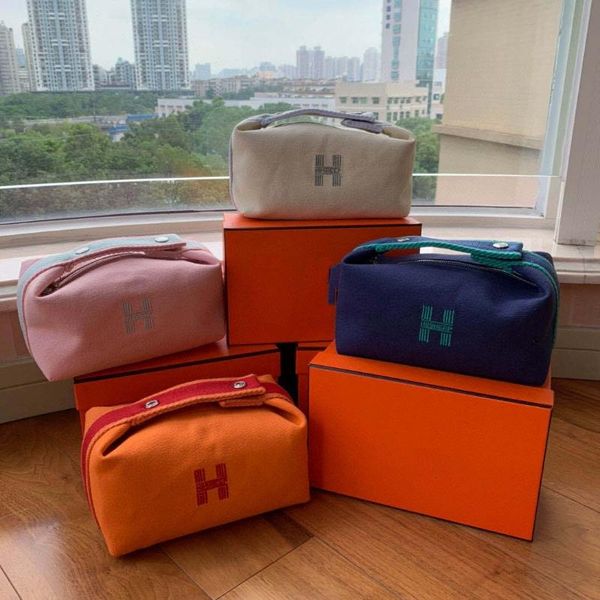 storage bags simple waterproof canvas cosmetic bag fashion 2021 wash gargle lady cosmetics make-up receive package travel
storage bags simple waterproof canvas cosmetic bag fashion 2021 wash gargle lady cosmetics make-up receive package travel
