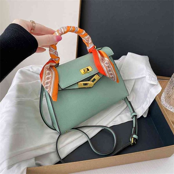 net red color contrast second generation kelly women's 2021 new one shoulder messenger portable fashion bag mini
net red color contrast second generation kelly women's 2021 new one shoulder messenger portable fashion bag mini