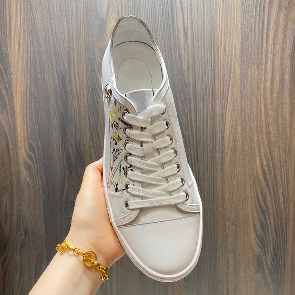 designer fashion casual low-sports men's shoes, printed elements, comfortable and breathable, Black
designer fashion casual low-sports men's shoes, printed elements, comfortable and breathable, Black