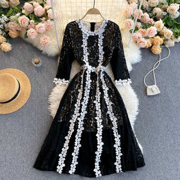 spring autumn black embroidered party dress women elegant o-neck big swing lace vestidos female fashion 2021 new y0603, Black;gray
spring autumn black embroidered party dress women elegant o-neck big swing lace vestidos female fashion 2021 new y0603, Black;gray