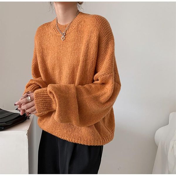 women's sweaters 2021 autumn winter women female knitted casual all match solid pullover o-neck loose warm elegant office lady, White;black
women's sweaters 2021 autumn winter women female knitted casual all match solid pullover o-neck loose warm elegant office lady, White;black