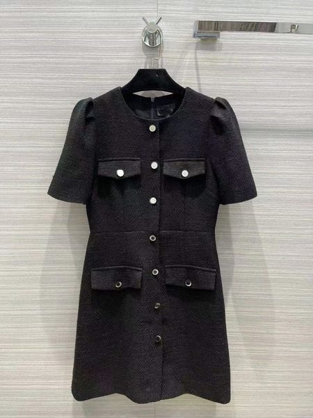 milan runway dresses 2022 spring autumn o neck short sleeve designer dress brand same style clothing 0219-10, Black
milan runway dresses 2022 spring autumn o neck short sleeve designer dress brand same style clothing 0219-10, Black