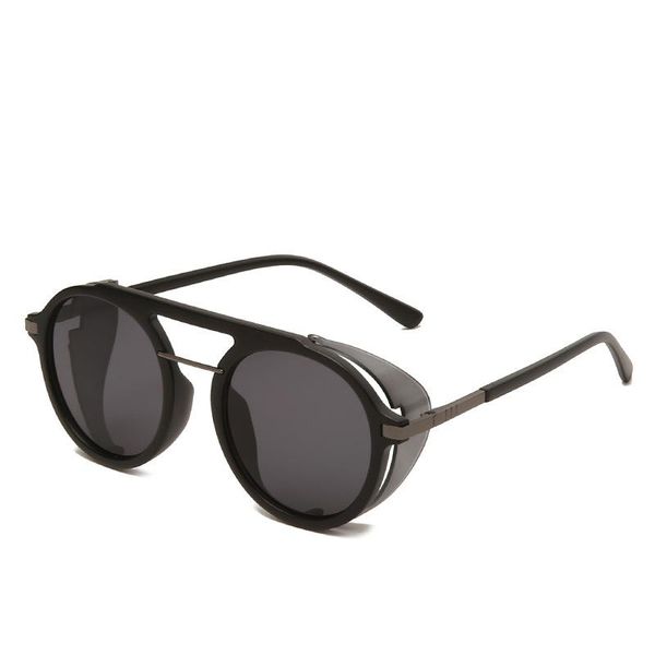 outdoor eyewear retro sunglasses men and women the same trend ins style street shooting reflective
outdoor eyewear retro sunglasses men and women the same trend ins style street shooting reflective