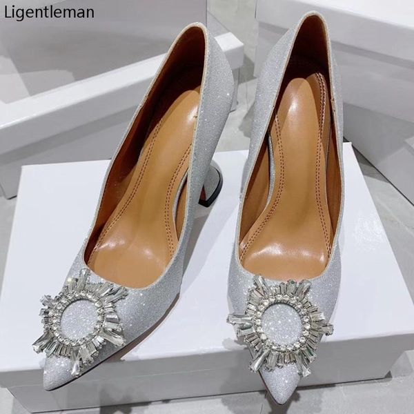 high heels shoes woman basic pump 2021 silver grete black satin cloth sun flower rhinestone buckle fashion party women shoe
high heels shoes woman basic pump 2021 silver grete black satin cloth sun flower rhinestone buckle fashion party women shoe
