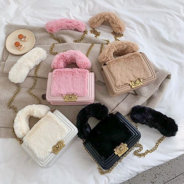 cross body winter 2021 women's warm fur crossbody bag soft design chain shoulder zipper pocket handbag
cross body winter 2021 women's warm fur crossbody bag soft design chain shoulder zipper pocket handbag