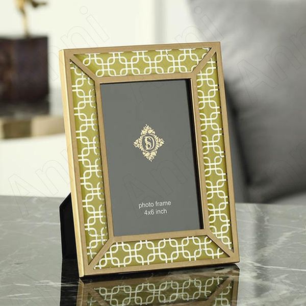 frames 6 inch gold foil alloy po frame european luxury picture bedroom deskornaments living room modern decor
frames 6 inch gold foil alloy po frame european luxury picture bedroom deskornaments living room modern decor