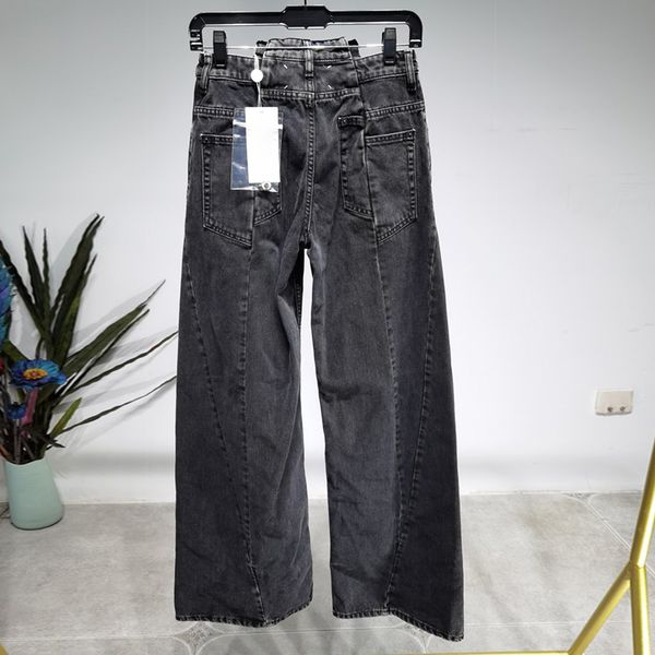 irregular wide leg jeans for women high waist pocket casual straight pants female fashion new clothing 2021 tide, Black;white
irregular wide leg jeans for women high waist pocket casual straight pants female fashion new clothing 2021 tide, Black;white