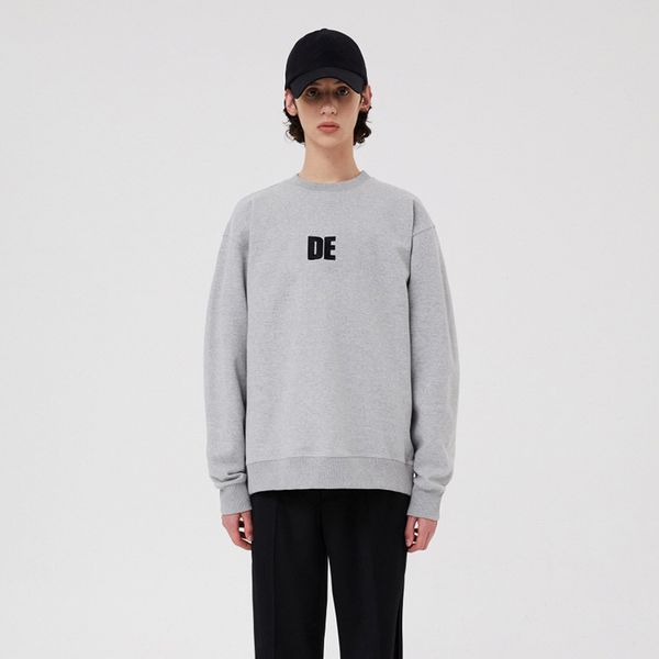 21fw error big letter embroidery crewneck sweatshirt classic fashion solid pullover casual street autumn winter sweater men women sport long, Black
21fw error big letter embroidery crewneck sweatshirt classic fashion solid pullover casual street autumn winter sweater men women sport long, Black